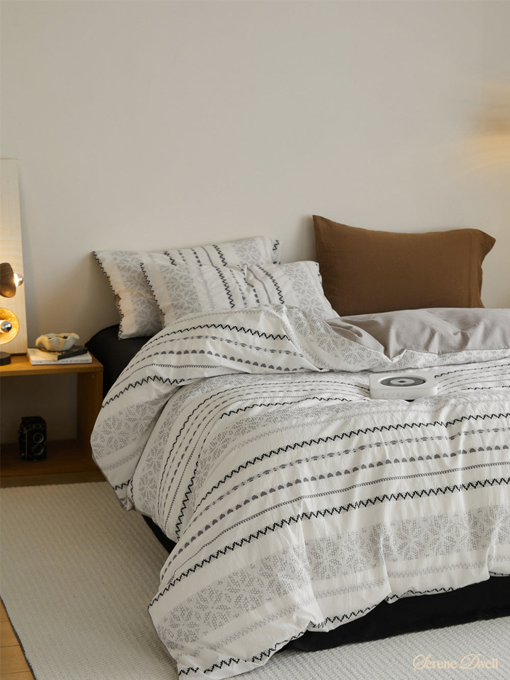 Adriana Jacquard Bedding Set