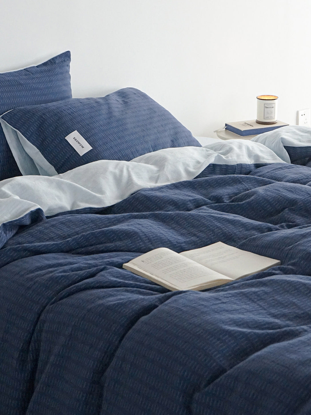 Iceland Blue Dashed Jacquard Bedding Set
