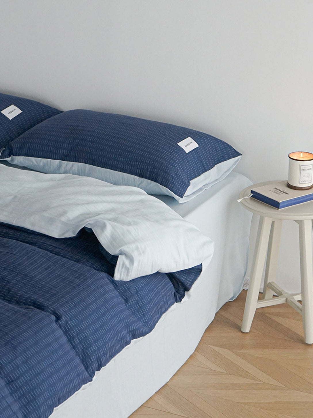 Iceland Blue Dashed Jacquard Bedding Set