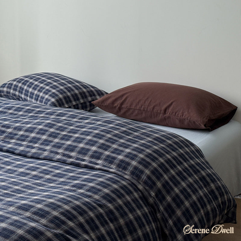 Levi Gingham Bedding Set