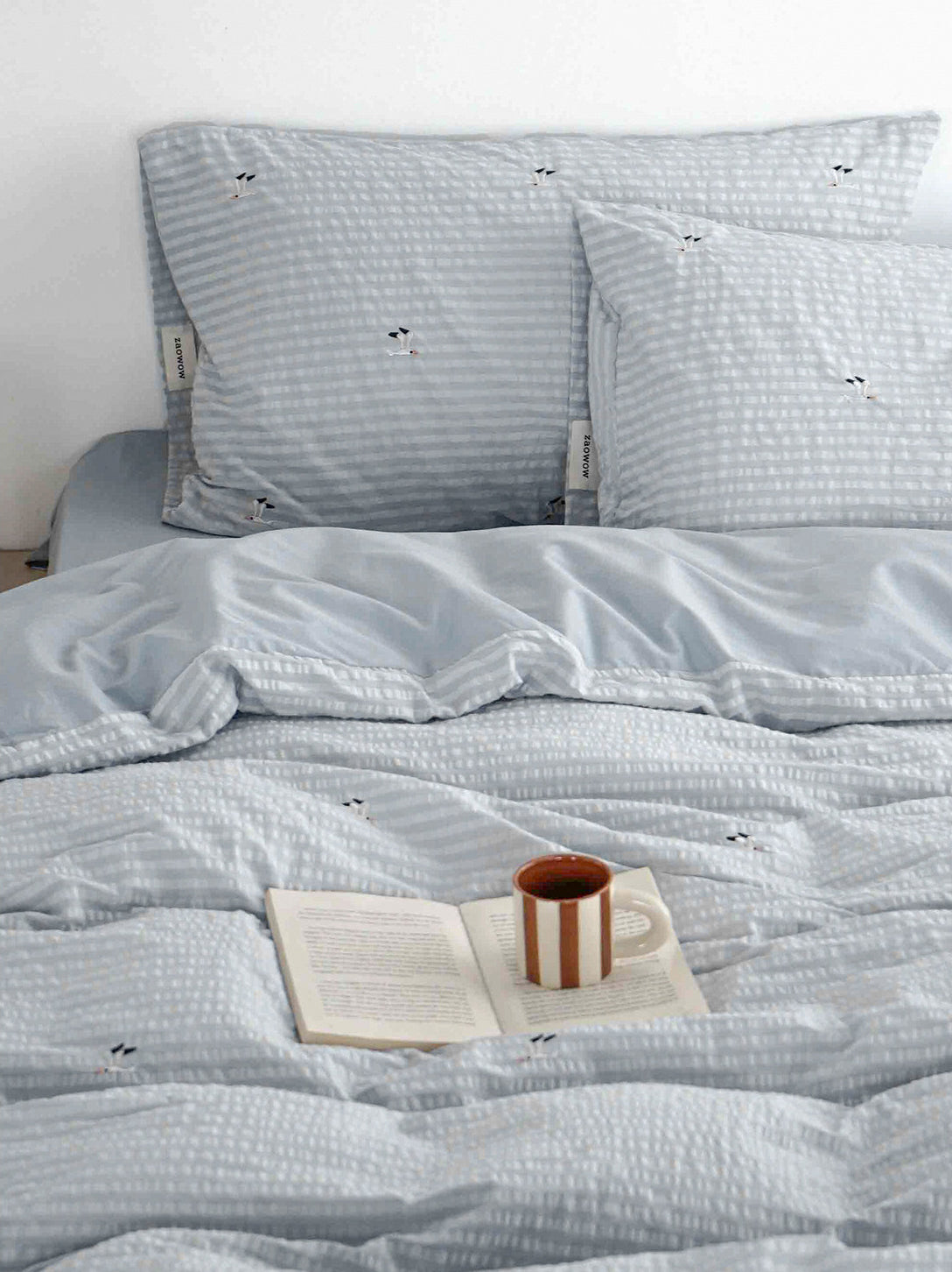 Seagull Embroidered Stripe Bedding Set