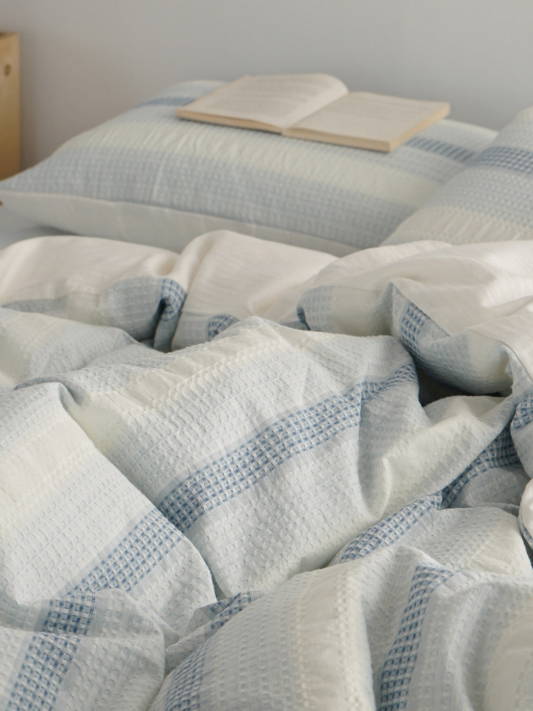 Gradient Waffle Cotton Bedding Set