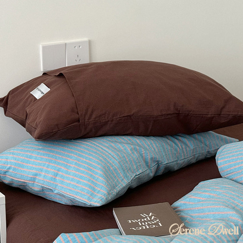 James Striped Bedding Set
