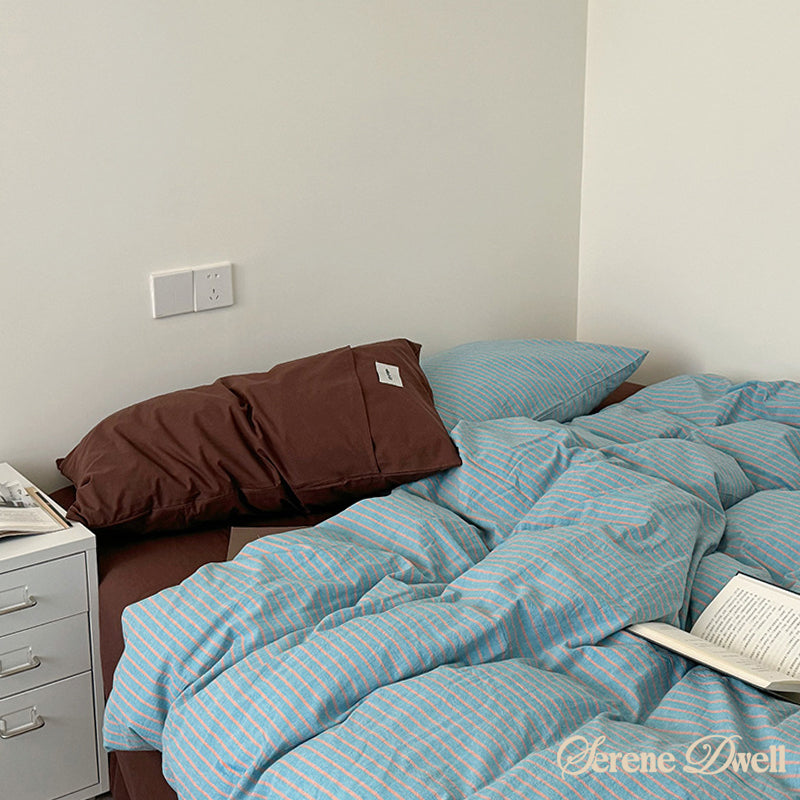 James Striped Bedding Set