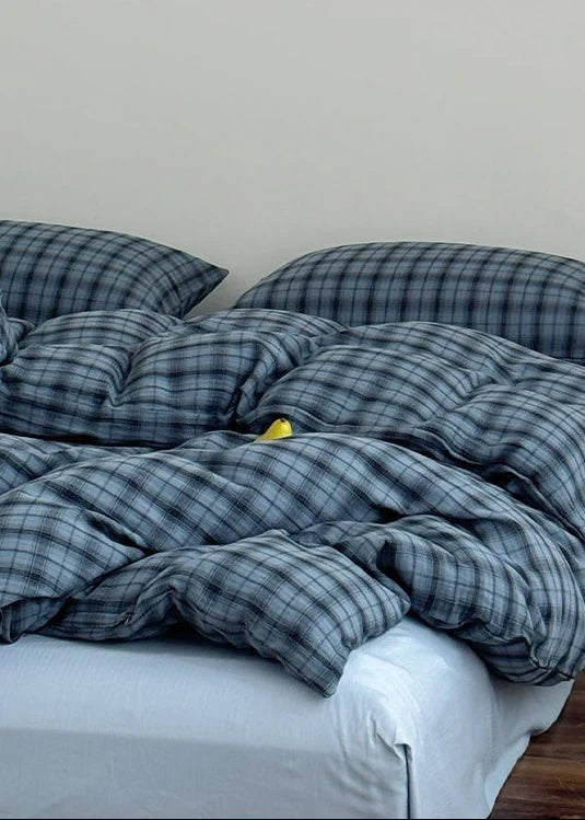 Theodore Winterfield Plaid Bedding Set