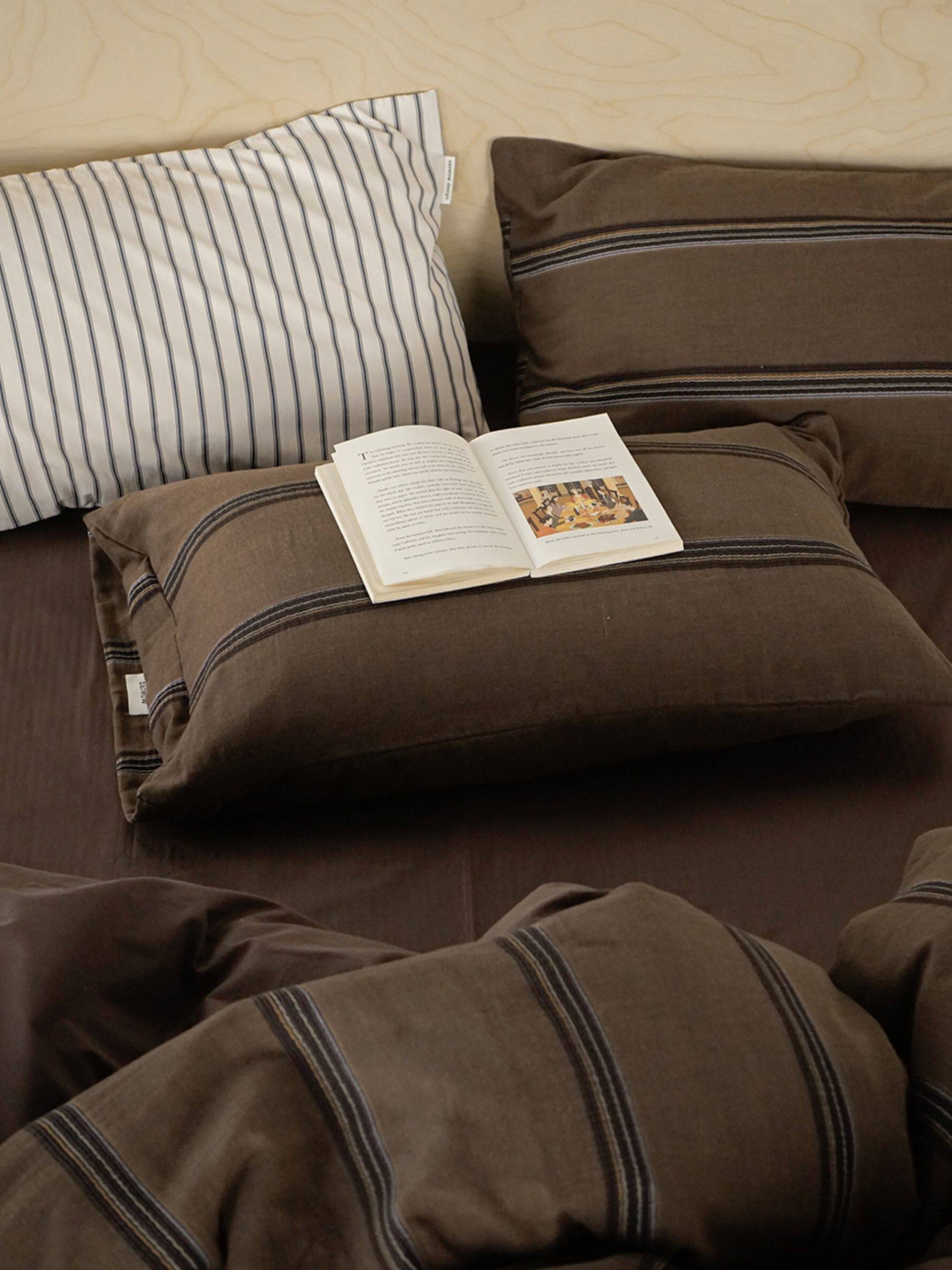 Textured Jacquard Sateen Cotton Bedding Set