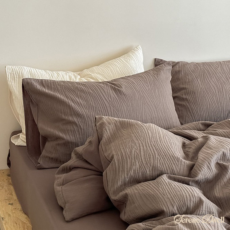 Kinsley Jacquard Bedding Set