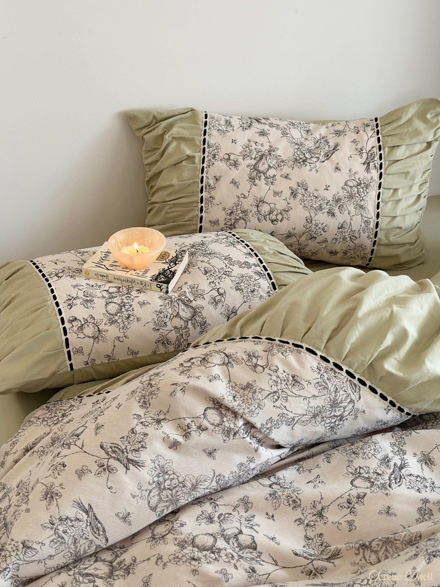 French Black Lace Bedding Set