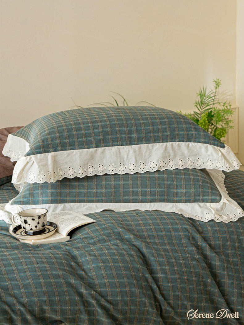 Felicity Gingham Lace Ruffle Bedding Set