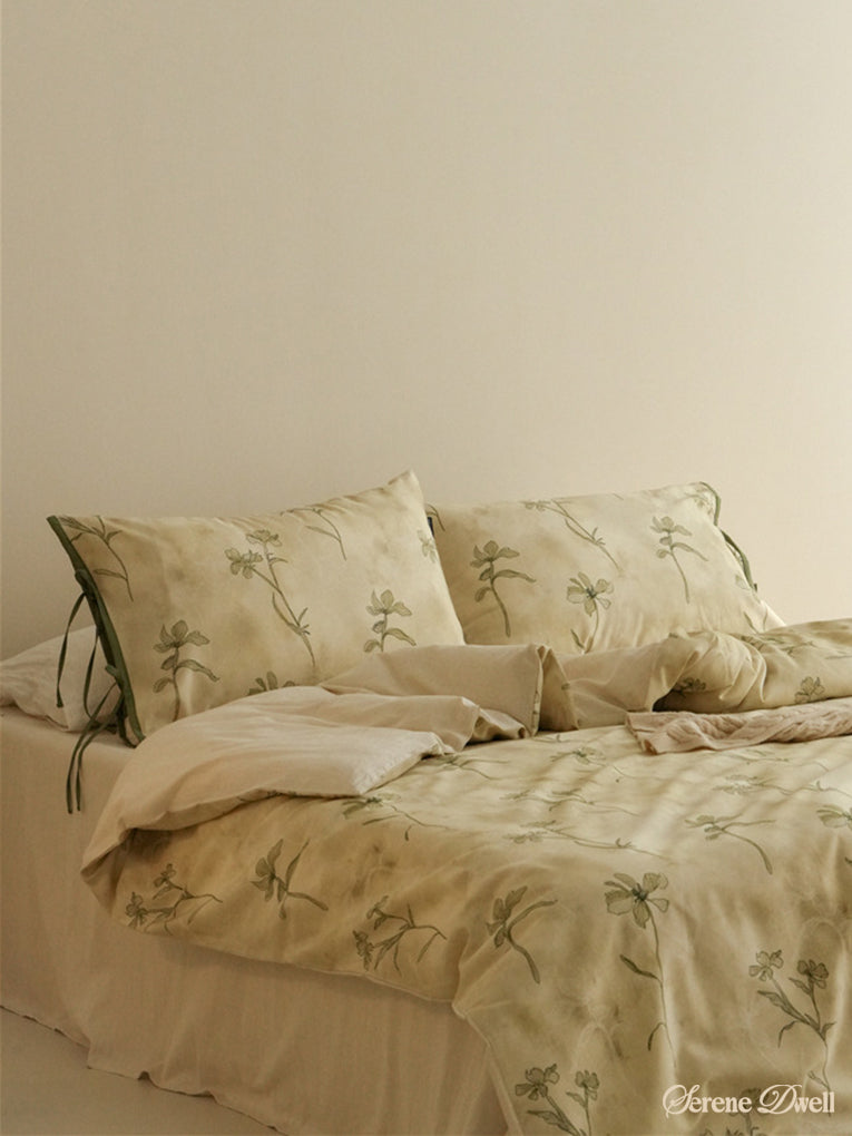 Rowena Floral Bedding Set