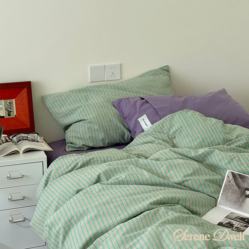 James Striped Bedding Set