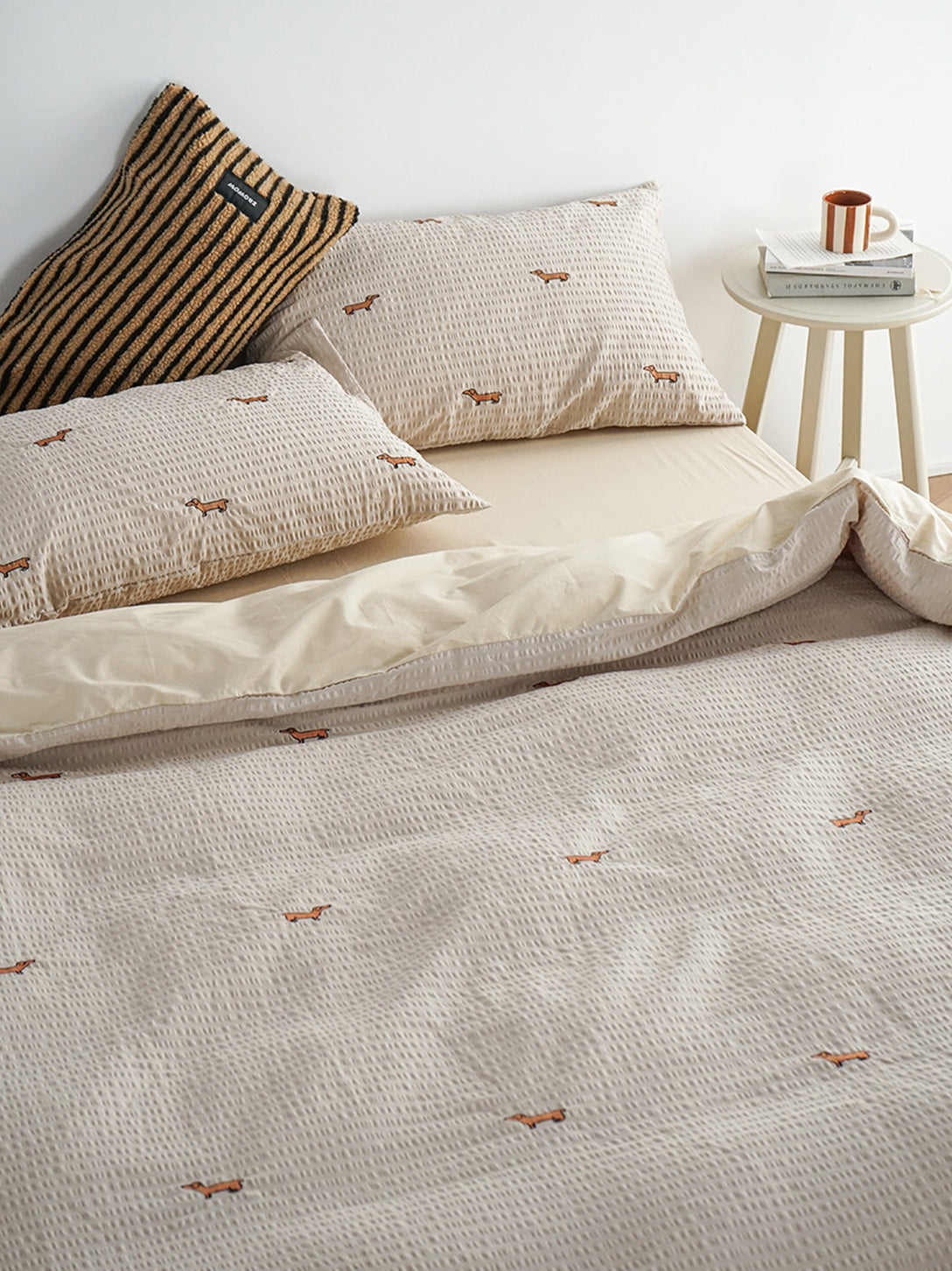 Embroidered Dachshund Seersucker Bedding Set