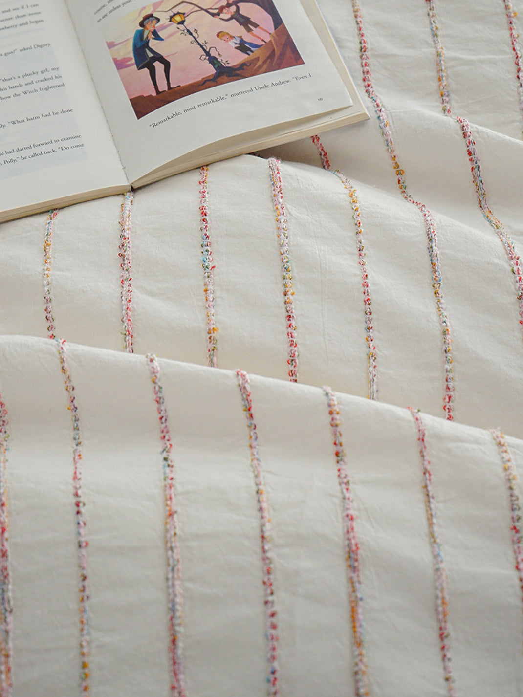 Jacquard Stripe Bedding Set