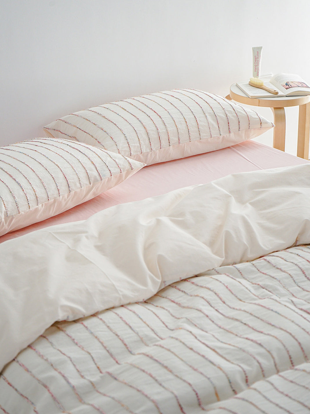 Jacquard Stripe Bedding Set