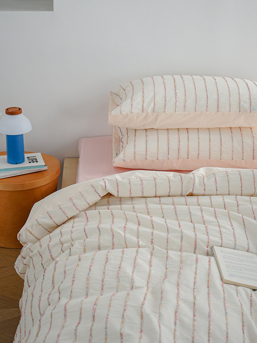 Jacquard Stripe Bedding Set