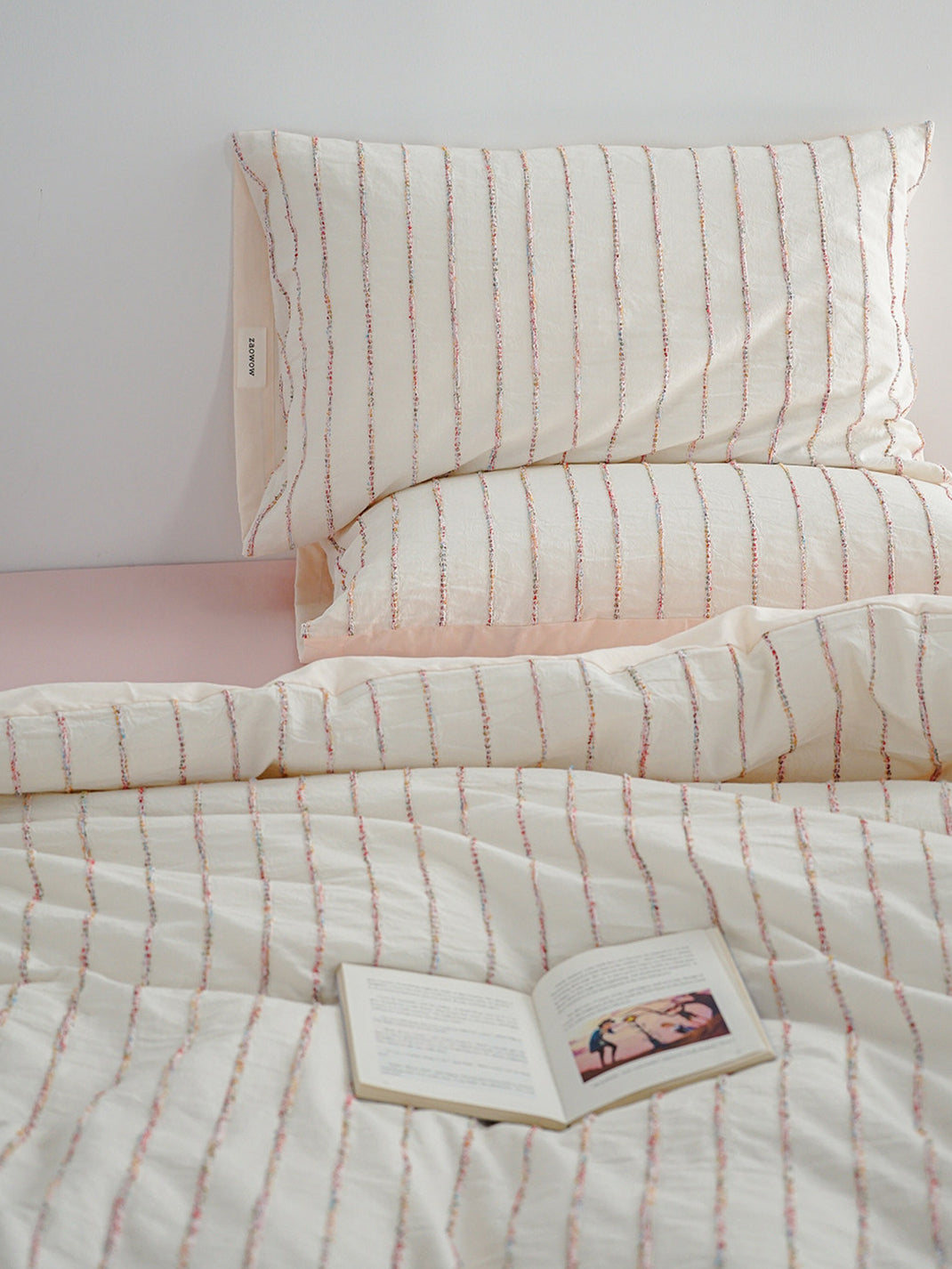 Jacquard Stripe Bedding Set