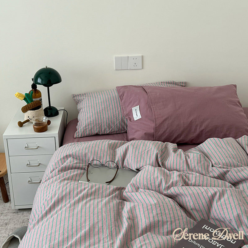 James Striped Bedding Set