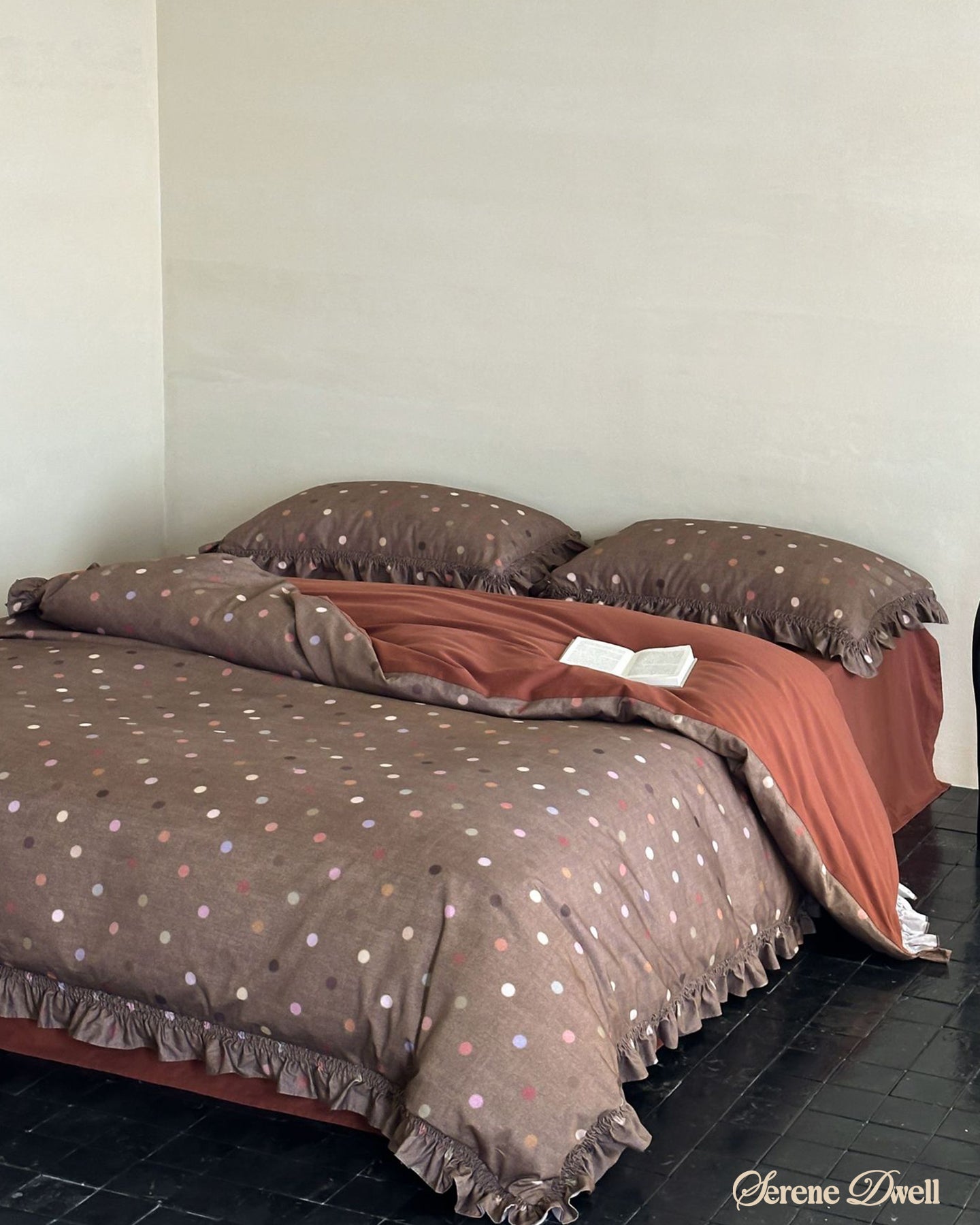 Aria Polka Dot Ruffle Bedding Set