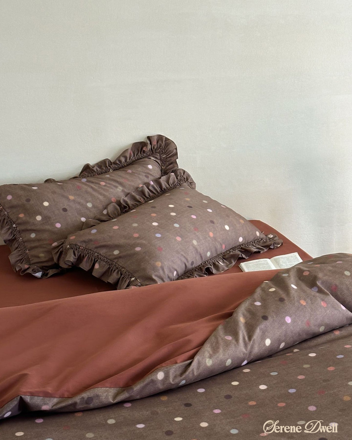 Aria Polka Dot Ruffle Bedding Set