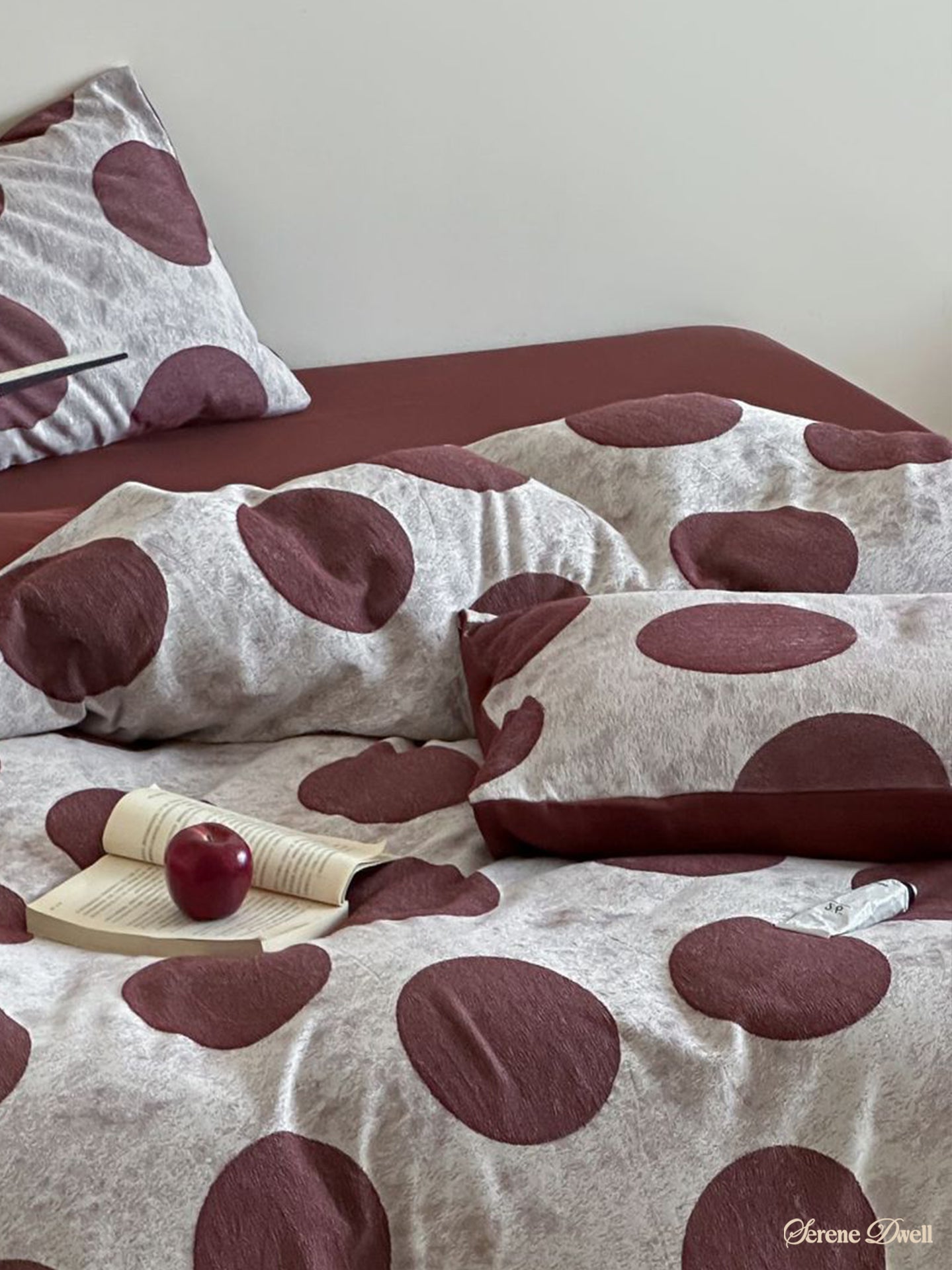 Jolie Polka Dot Bedding Set