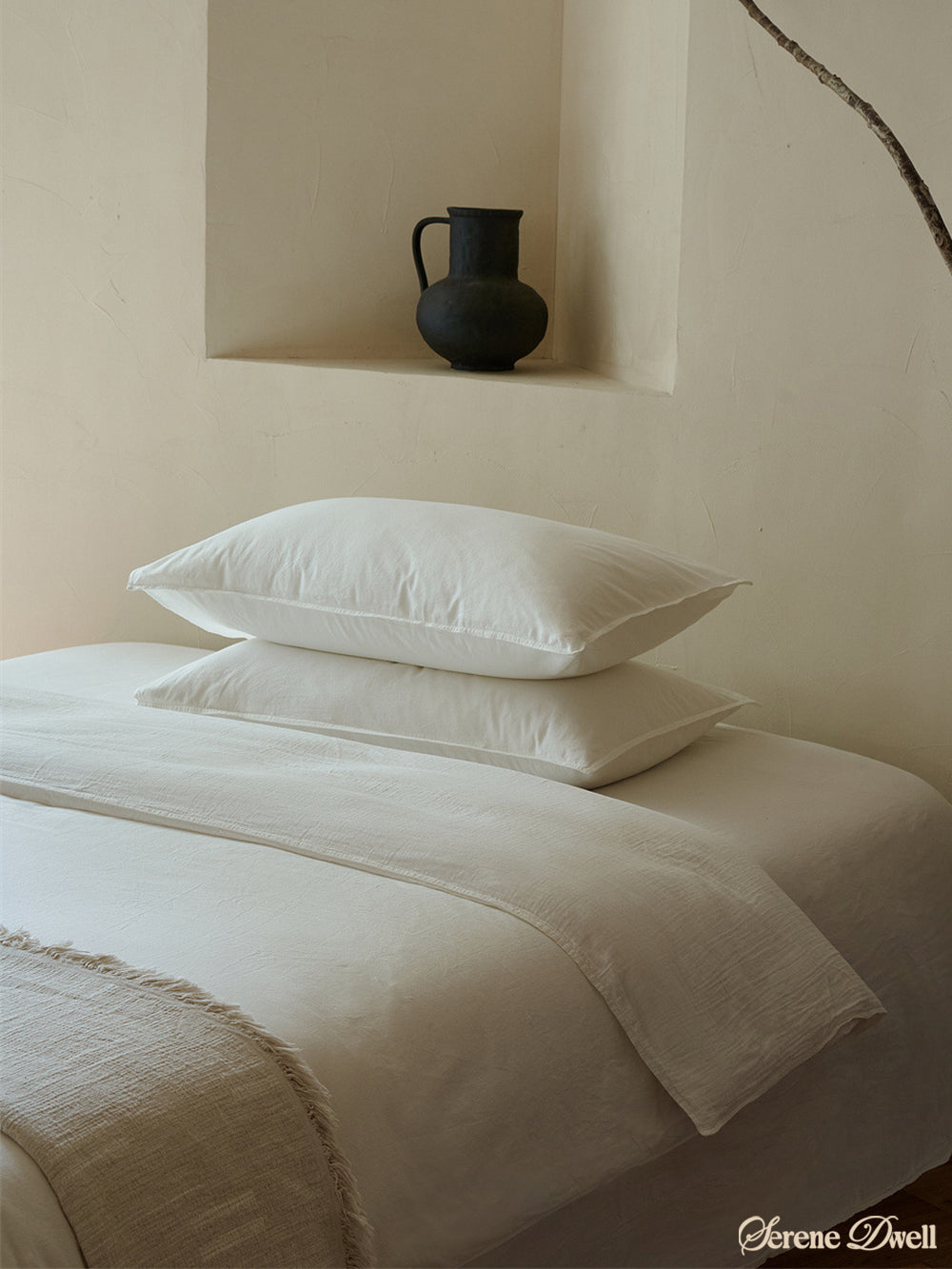 Ethan Minimalist Bedding Set
