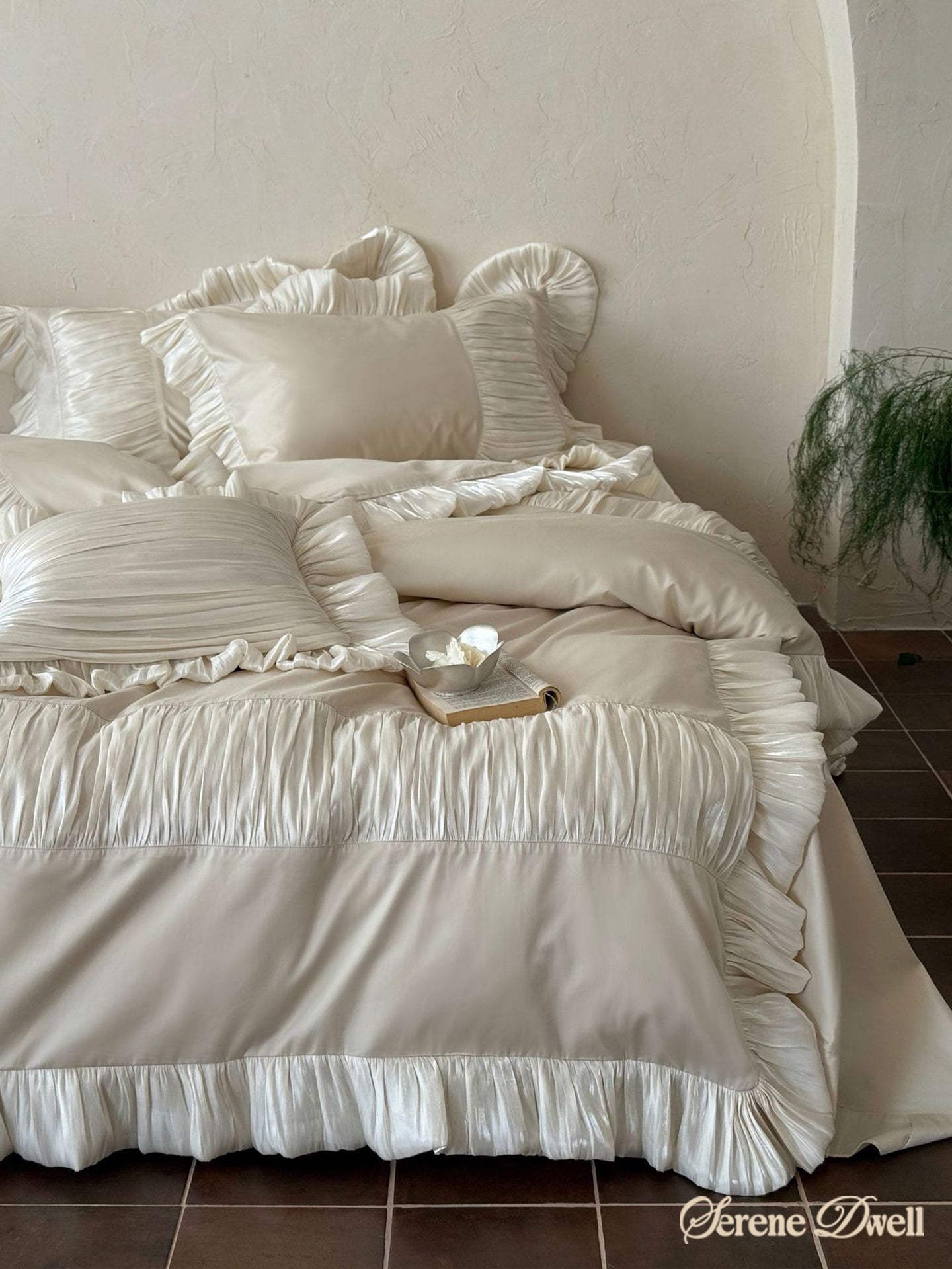 Josephine Pleated Ruffle Bedding Set