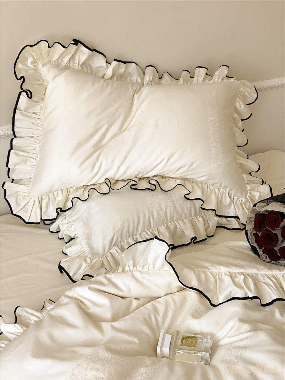 Silky Ruffle Bedding Set