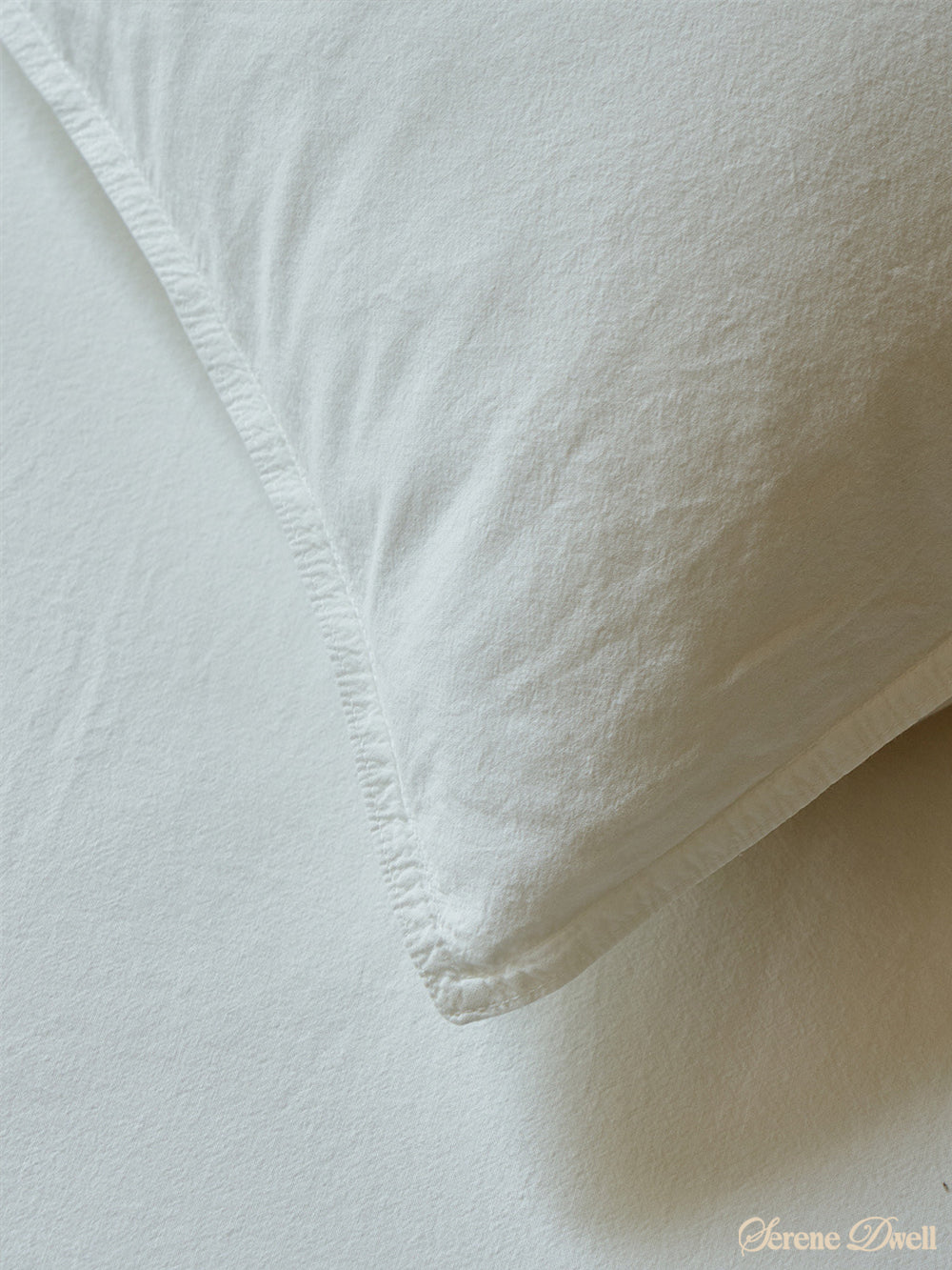 Ethan Minimalist Bedding Set
